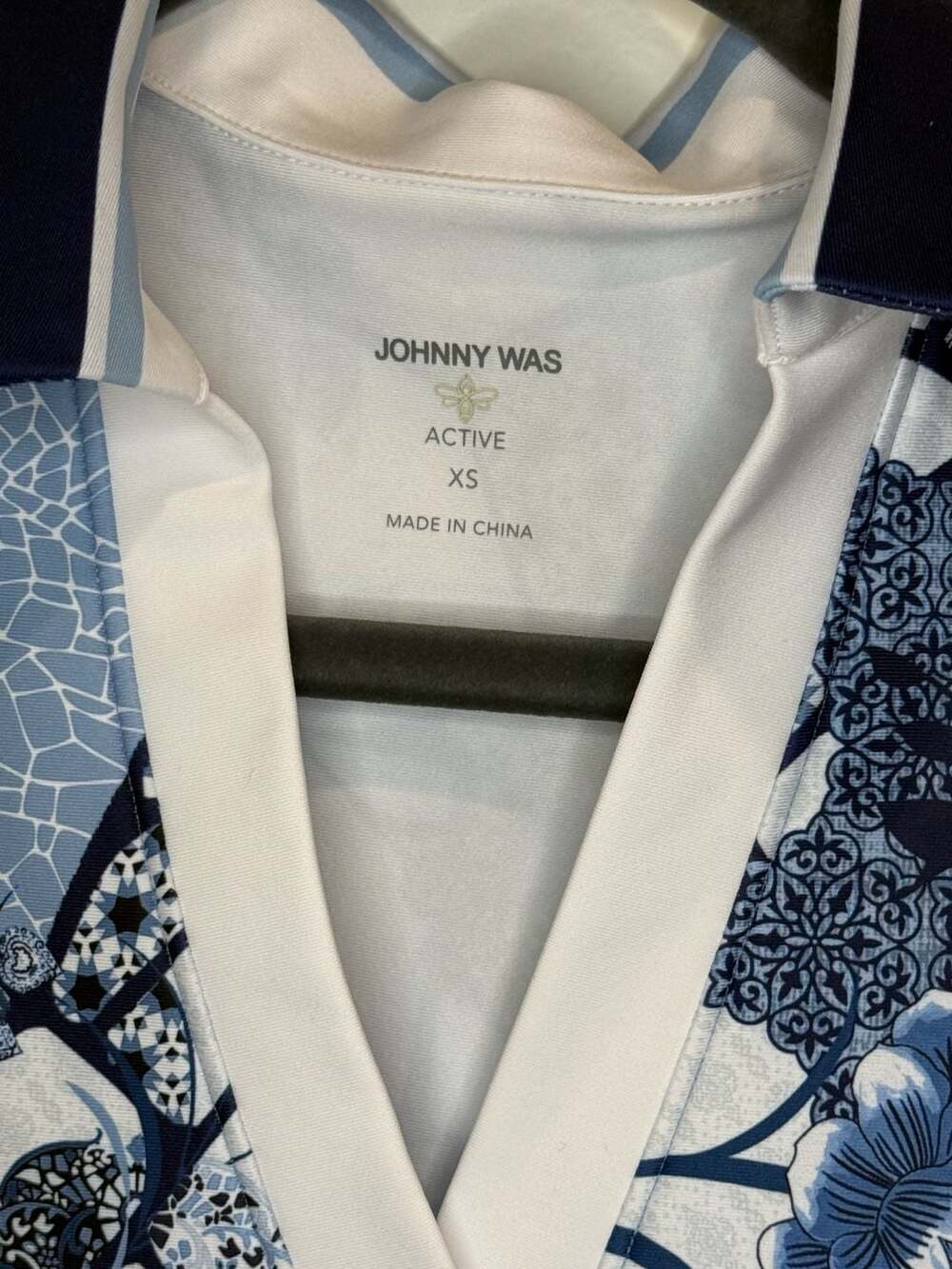 Johnny Was Active Sleeveless Polo Shirt Blue Floral Mosaic Print Size XS - Picture 6 of 10